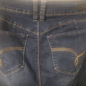 Royalty For Me Wanna Betta Butt Size 16W Women's Straight Leg Jeans - Dark Blue